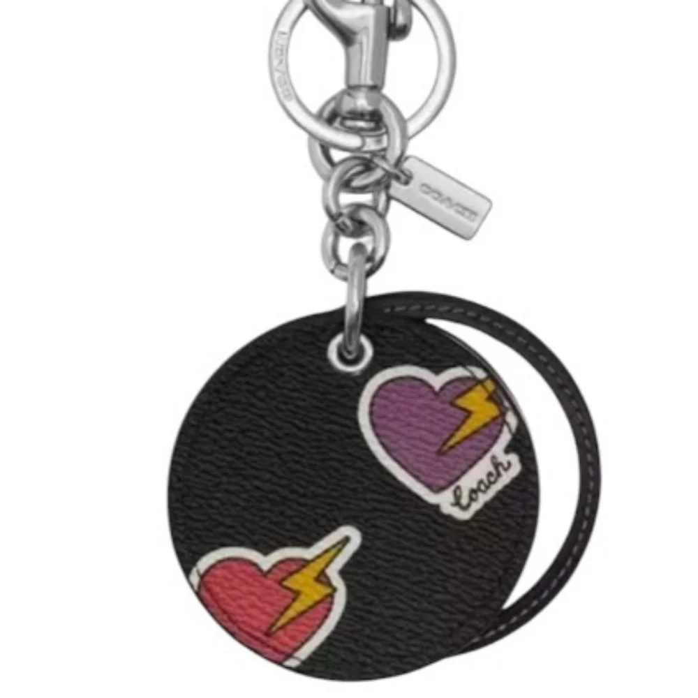 New Coach Mirror Heart Bolt Print Bag Charm keychain